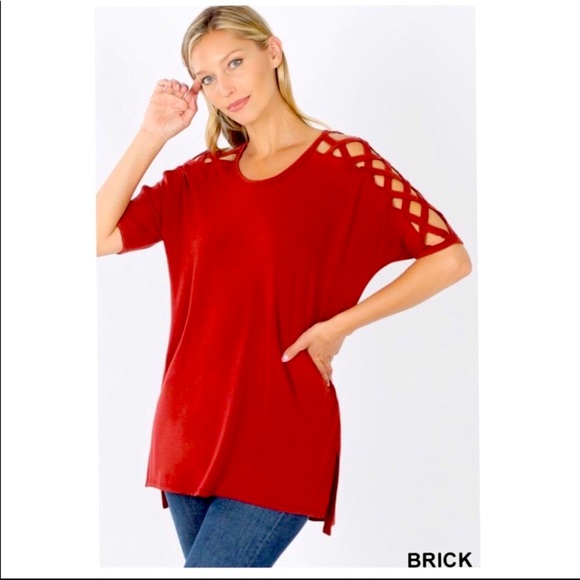 🎊HP 🌸Crisscross short sleeve shirt - Picture 6 of 6